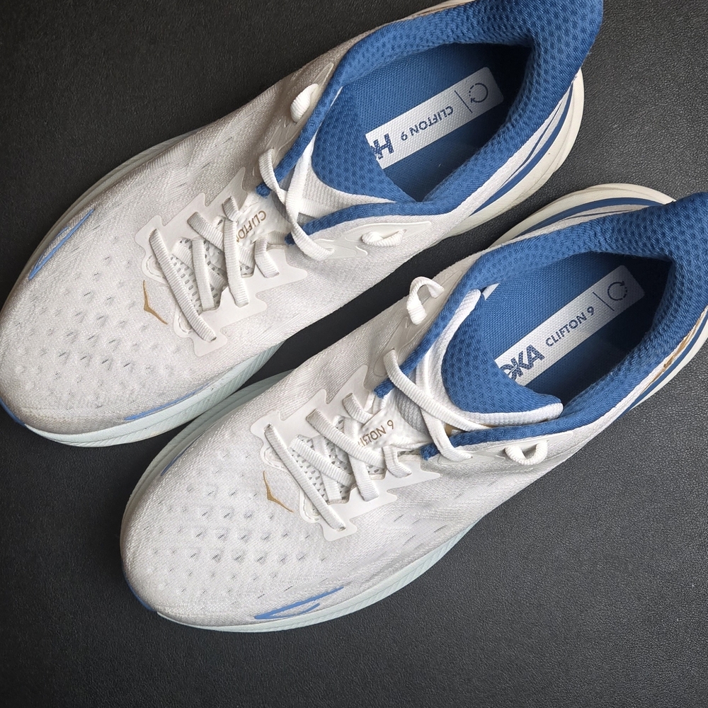 Hoka Men's Clifton 9 White and Blue Running Shoes